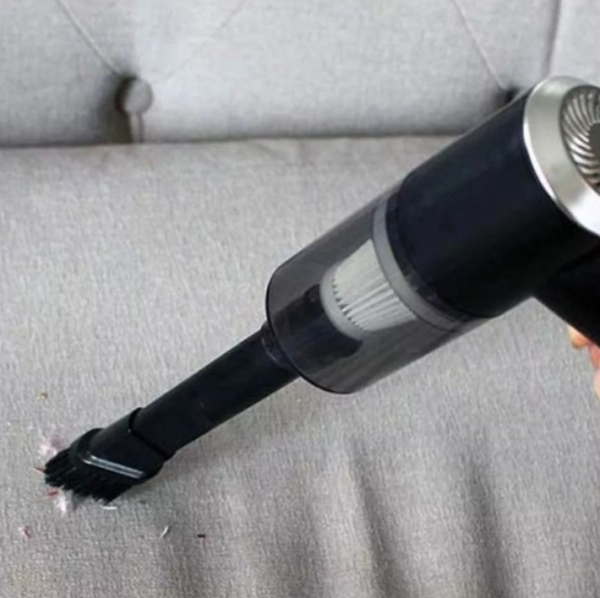 Портативный вакуумный мини пылесос для авто и дома 2 in 1 Vacuum Cleaner (2 насадки)
